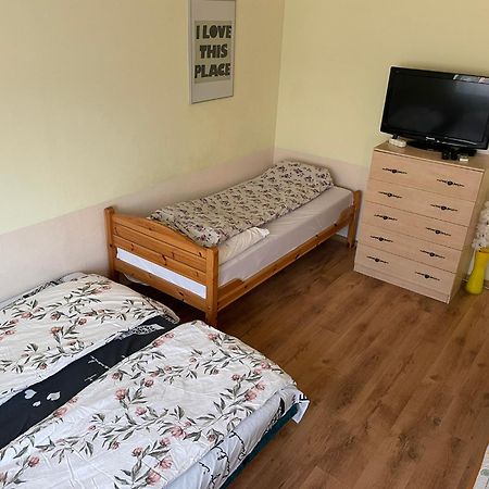 Red Locomotive Apartment 부다페스트 외부 사진