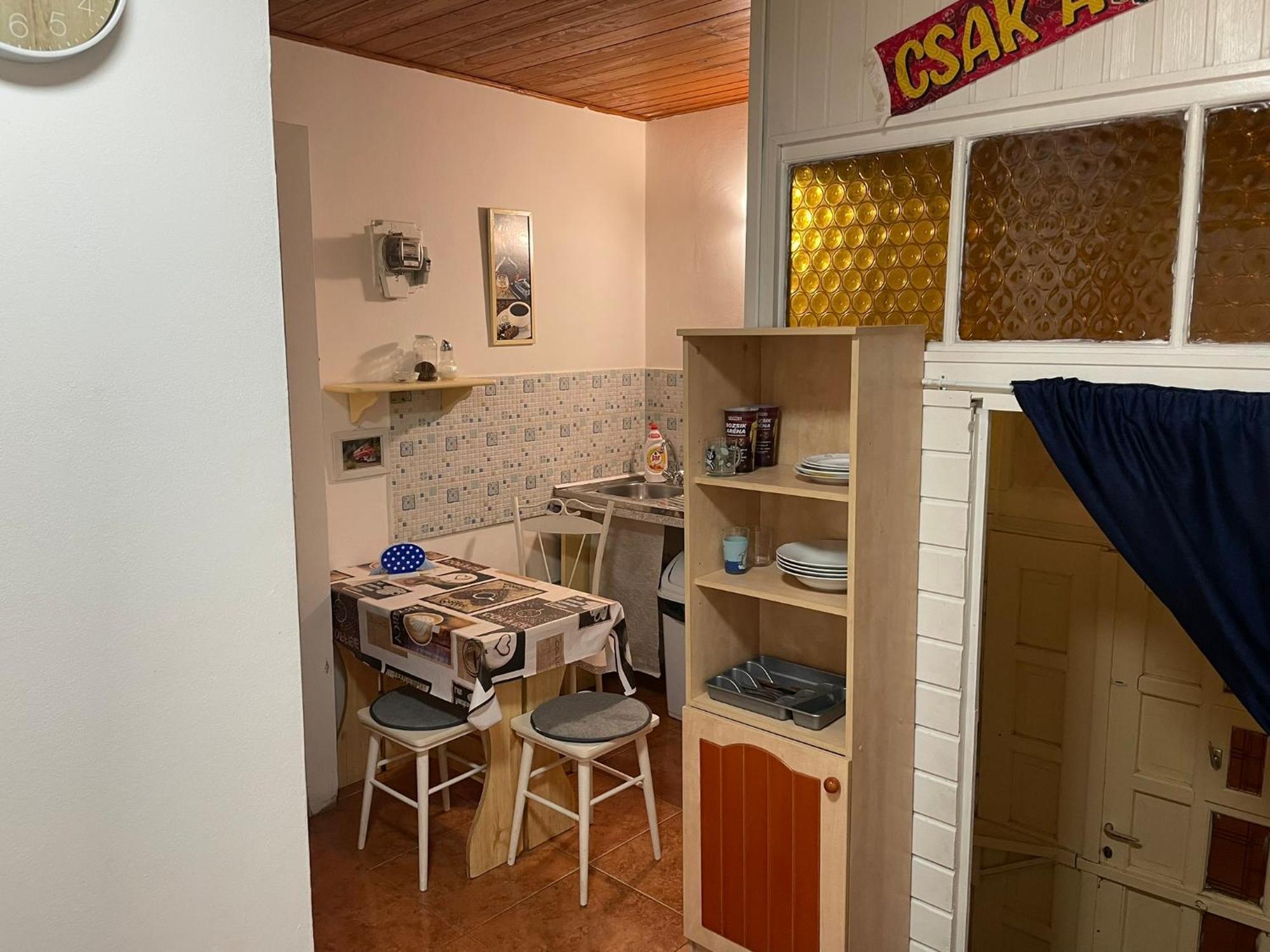 Red Locomotive Apartment 부다페스트 외부 사진